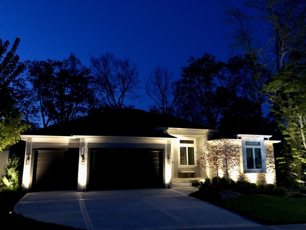 Renew Your Landscape Lighting in Kansas City with the Professionals 