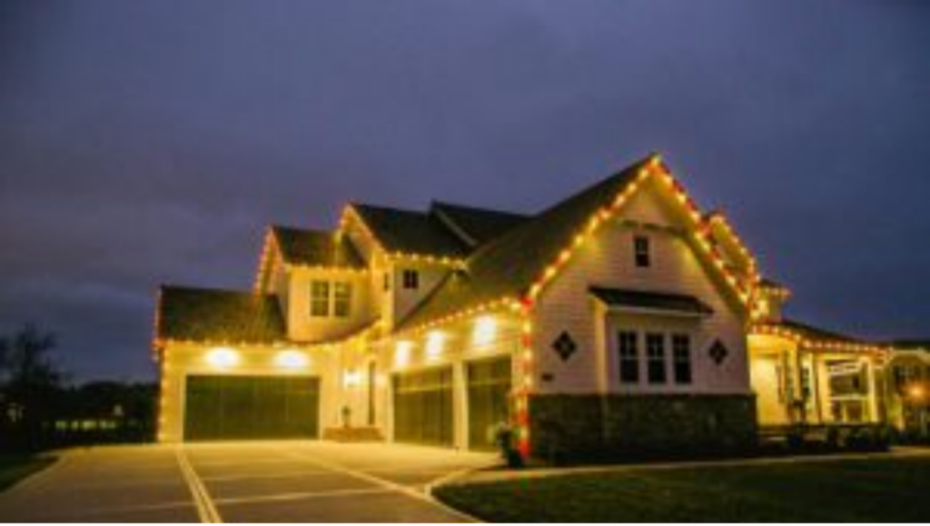 Top Things To Consider When Hanging Christmas Lights Chris Light Co