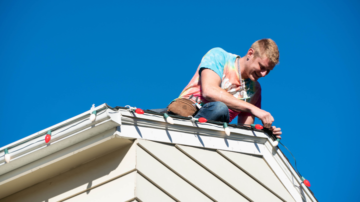 Christmas Light Installers in Overland Park