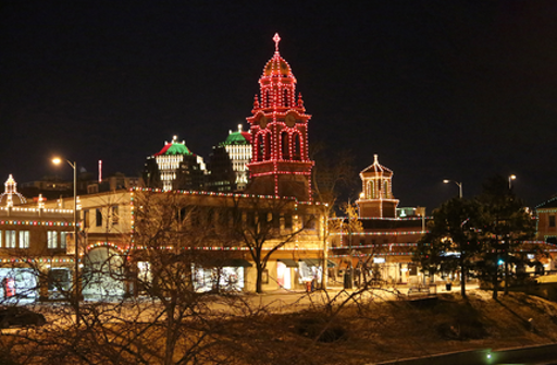 Holiday Lighting Company in Kansas City